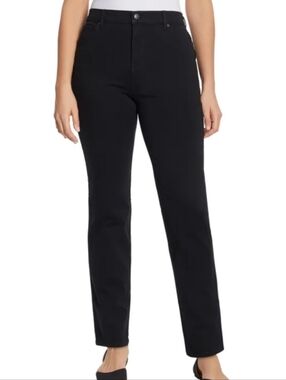 LIKE NEW Gloria Vanderbilt High Waisted Straight Jeans, Black, Size Petite 6